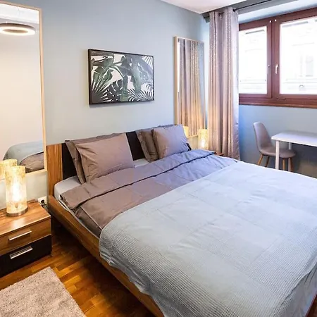 Urban Jungle In The Citycenter Apartamento